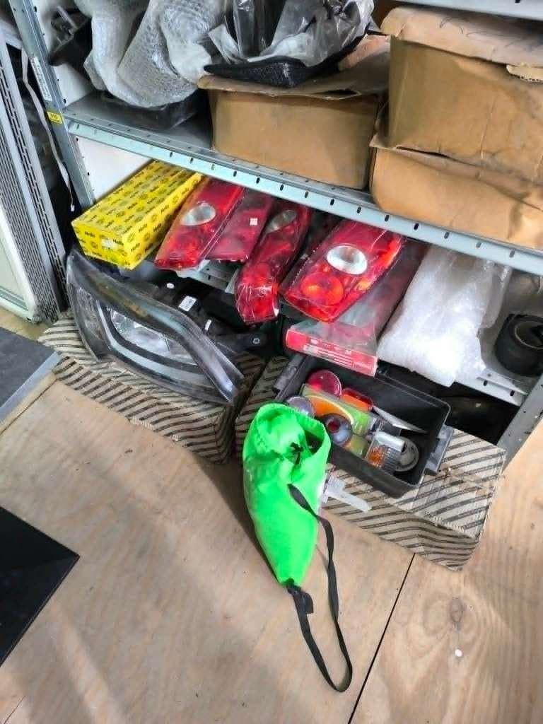 Spiegels en koplampen voor mobilhome en bestelwagen